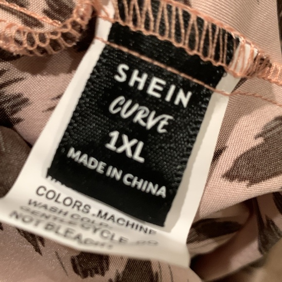 SHEIN Curve Blouse - Picture 10 of 10